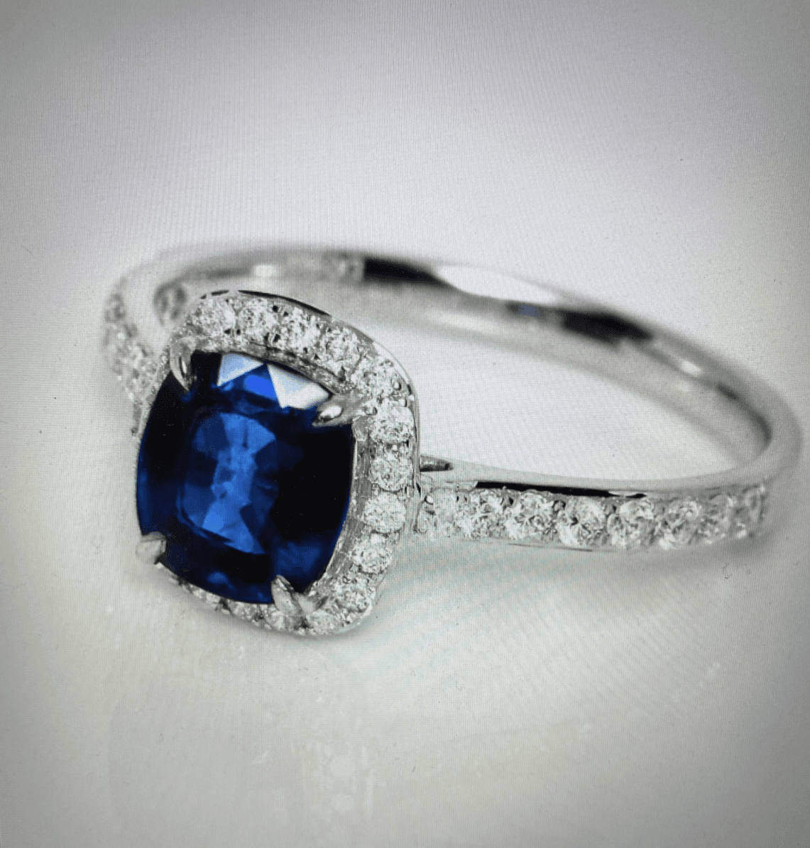 Exempel på skräddarsydd ring — design i samarbete med kund hos Tayrona Smycken